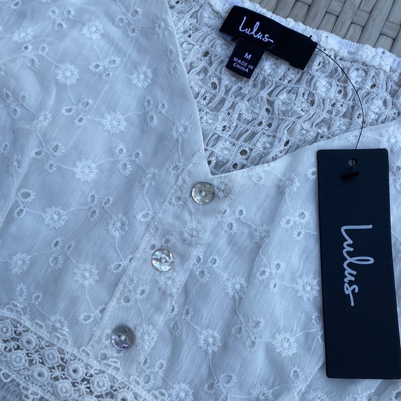 Lulus Eyelet laced cropped tank - Picture 7 of 7